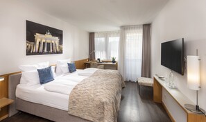 Ropa de cama hipoalergénica, cubrecamas y minibar 