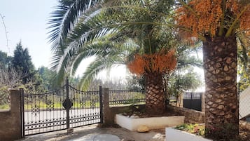 Enceinte de lâhĂ©bergement