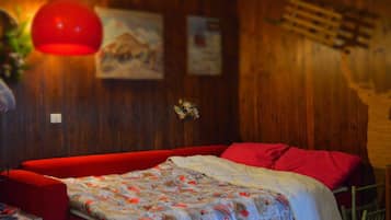 1 bedroom, iron/ironing board, bed sheets