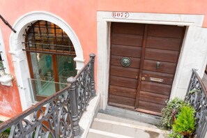 Exterior detail - Casa sul Ponte del Cristo - Your private canal view (Venezia)