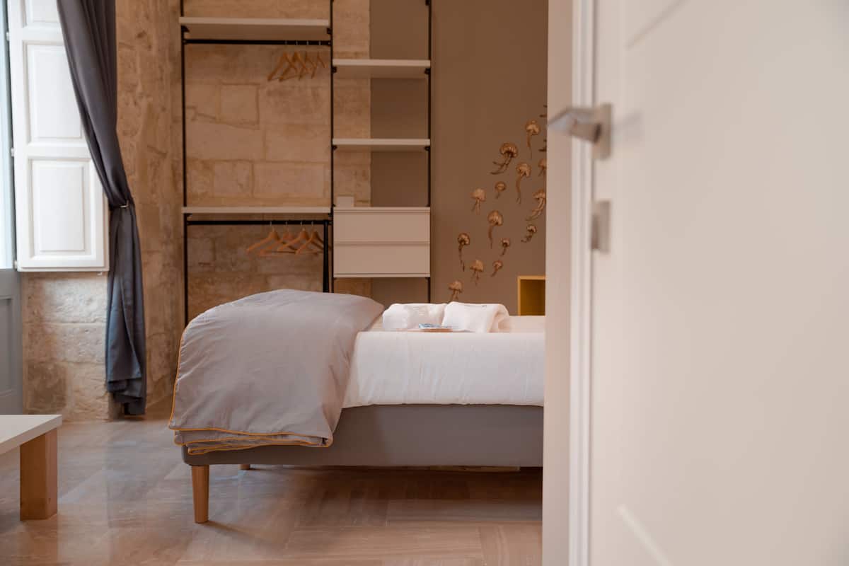 Kamar Double Superior | Minibar, tirai kedap cahaya, dan kedap suara