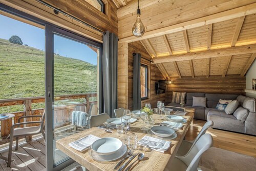 New 6-person apartment in fully renovated chalet
