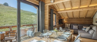 New 6-person apartment in fully renovated chalet