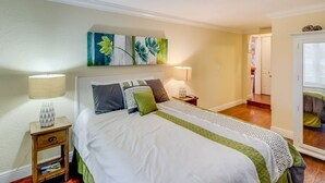 3 bedrooms, blackout curtains, iron/ironing board, free WiFi - New Fort Lauderdale Vacation Paradise (Fort Lauderdale)