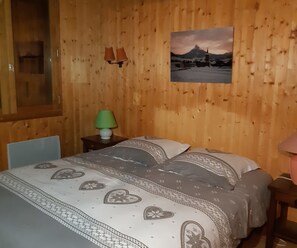 4 Schlafzimmer, Bügeleisen/Bügelbrett, WLAN, Bettwäsche