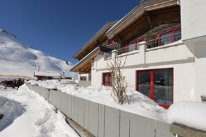 Exterior detail - Haus Emillia am Faschinajoch (Fontanella)
