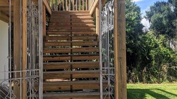 Enceinte de lâhĂ©bergement