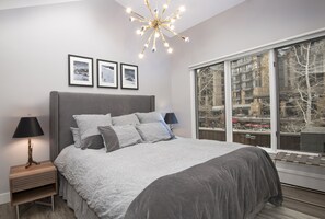 2 habitaciones, tabla de planchar con plancha y wifi gratis 