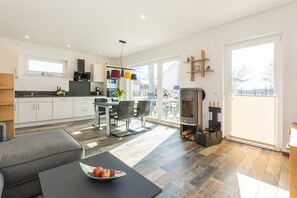 Interior - Vacation home-lake-sauna-fireplace-5 stars-102m² for 4 persons (Krakow am See)