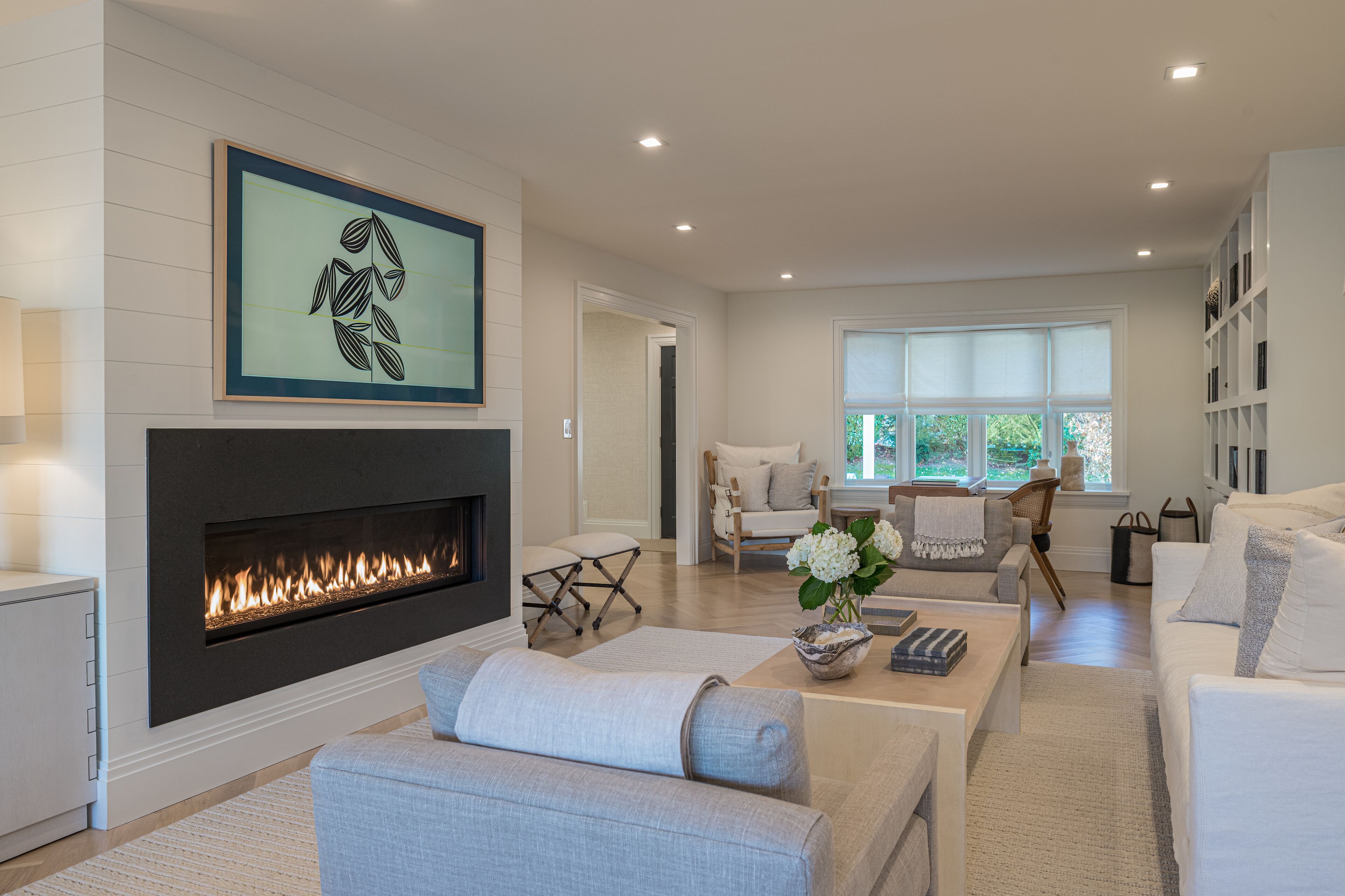 Gorgeous newly renovated townhouse minutes from Southampton beaches and Village