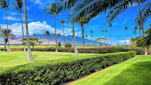 Property grounds - One Bedroom Garden View Deluxe Luana Kai C108 (Kihei)