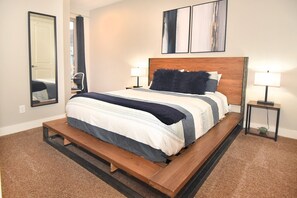 4 bedrooms, desk, iron/ironing board, free WiFi