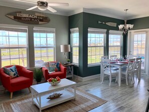 Dining - GUEST FAV Beach, Pool sleeps 8 (Corpus Christi)