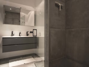 Shower, hair dryer, towels - Sack-Time 6: Luxury & relaxation near the sea! (Zandvoort)