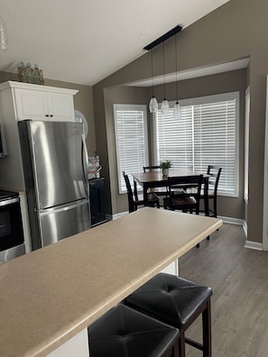 Dining - Ocean Lakes  Clean Home for your Family! Now booking for 2026. (Myrtle Beach)
