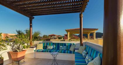 Casa De Amigos by Casago