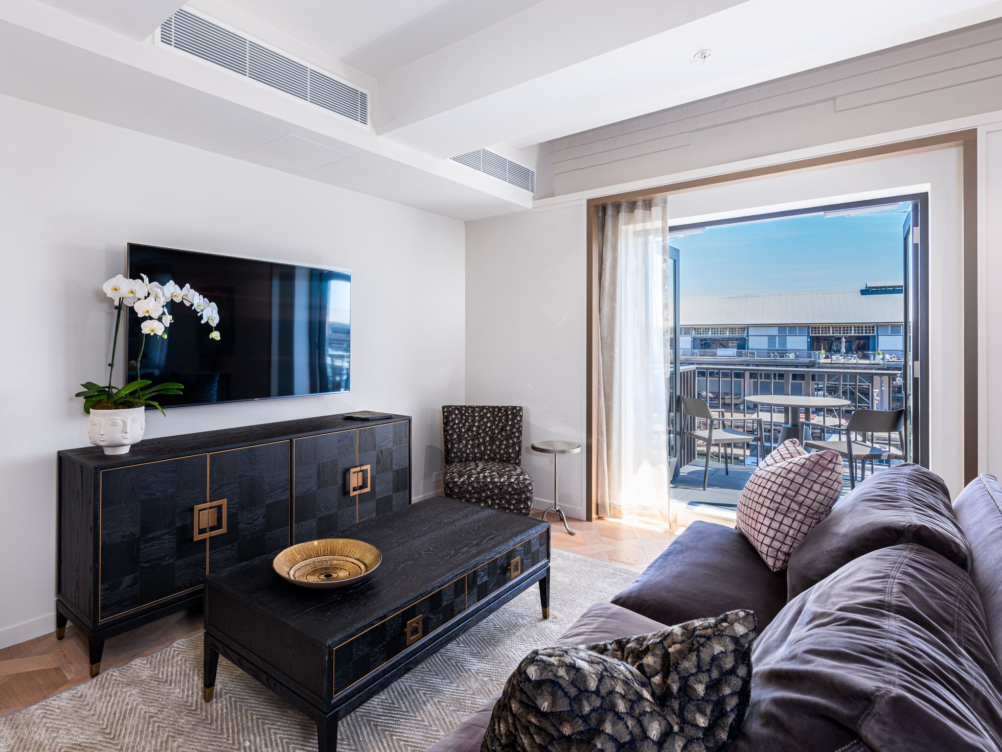 Revy 205 in the heart of Darling Harbour