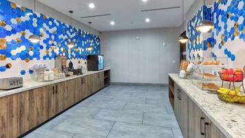 Gratis komplett frukost varje dag