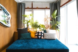 Blackout curtains, free WiFi - illi Esu Nakano (Tokyo)