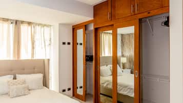 2 habitaciones y caja de seguridad en la habitación