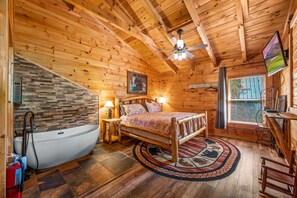 3 bedrooms, iron/ironing board, travel cot, free WiFi