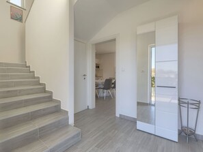 Interior - Stunning private villa for 6 guests with A/C, private pool, WIFI, TV and terrace (Porec)