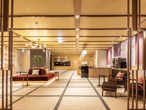 Lobby - Hotel Musse Kyoto Shijo Kawaramachi Meitetsu (Kyoto)