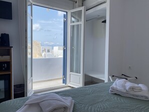 Junior Suite, Balcony, City View | Premium bedding, minibar, soundproofing, iron/ironing board - Casa Centro Suites Mykonos (Mykonos)