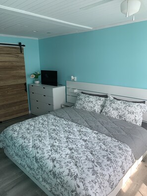 1 habitación, escritorio, wifi y ropa de cama 