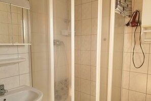 تجهيزات دش، مجففات شعر