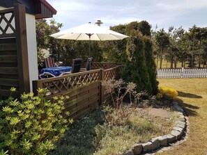 Unclassified image, 5 of 17, button