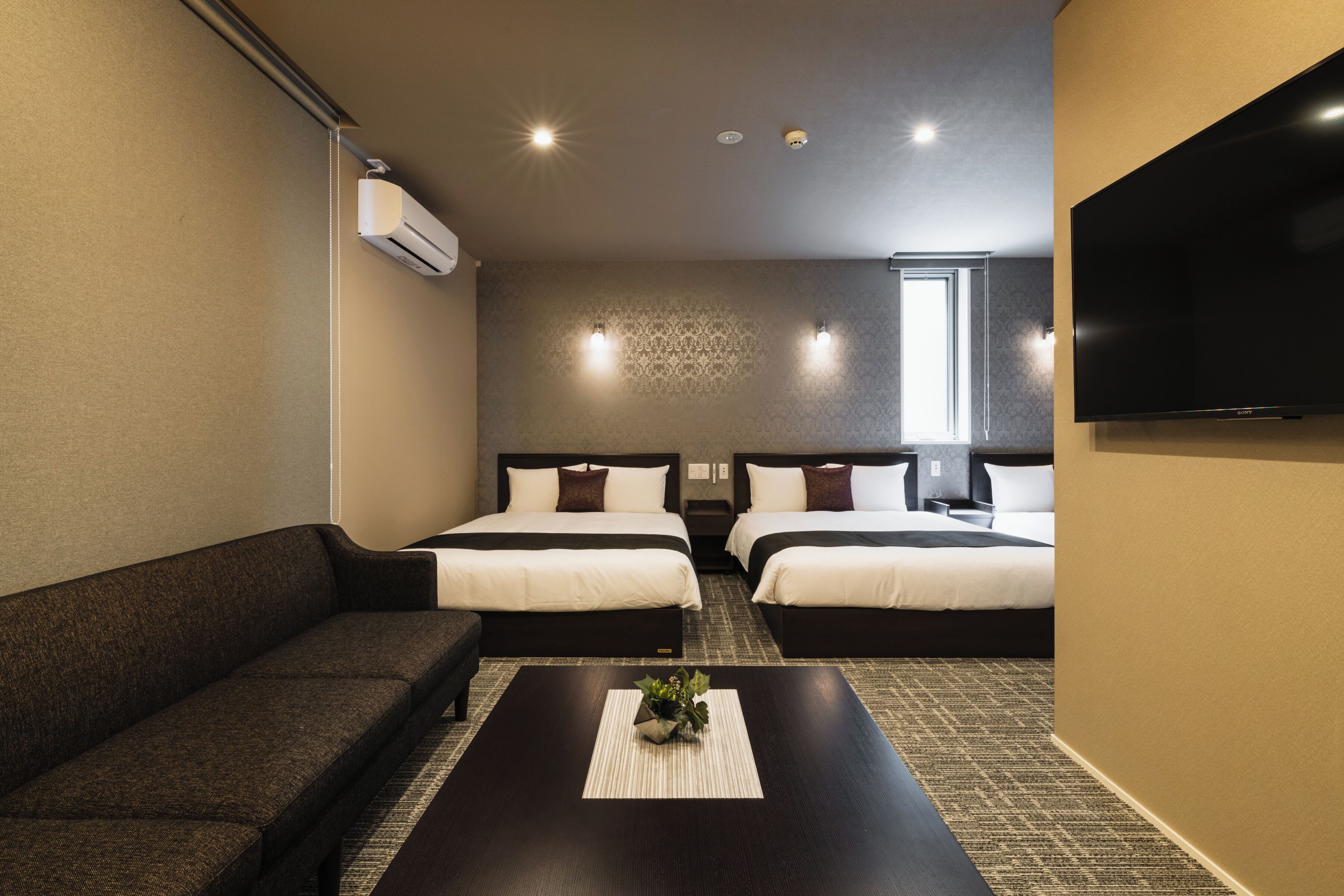 Standard Room, Non Smoking (B) | Desk, free WiFi, bed sheets