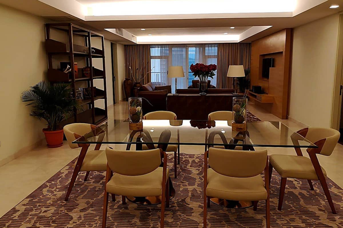Penthouse Three-Bedroom | Premium bedding, pillowtop beds, in-room safe, desk