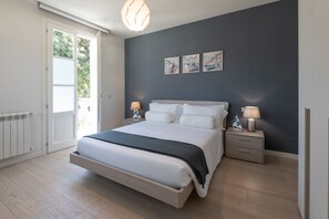 3 Schlafzimmer, Zimmersafe, Schreibtisch, Bügeleisen/Bügelbrett