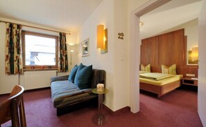 Apartment, 1 Bedroom | Individually decorated, individually furnished, bed sheets - Appartement Christine by Skinetworks (Sankt Anton am Arlberg)