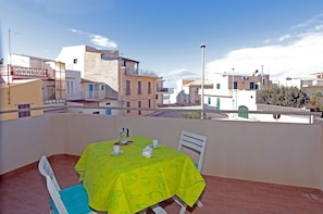 Huoneisto, 2 makuuhuonetta | Terassi/patio