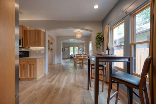 Charming North End Haven | Walk to Downtown & Hyde Park | Enjoy Outdoor Patio & Backyard w/ Your Dog