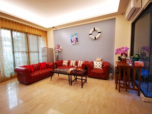 Lobby sitting area - Hui Lan Lohas B&B (Hualien City)