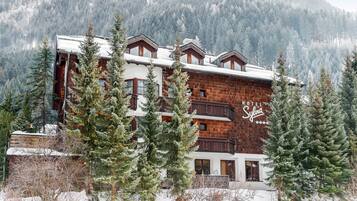 Chi tiết ngoại thất