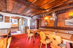 Free daily buffet breakfast - Heart Hotel Talhoff Nigg (Sankt Anton am Arlberg)
