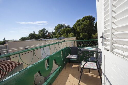 Two beautiful rooms with connected balcony overlooking the sea with mini kitchen