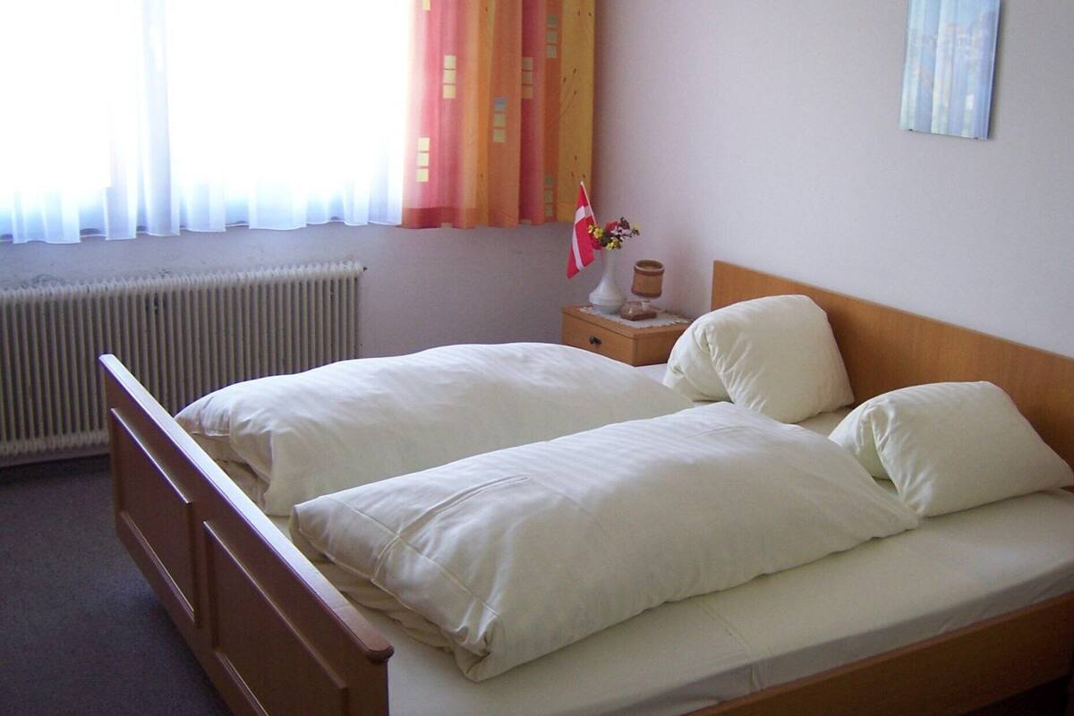 Doppelzimmer, Balkon | Zimmersafe, Bügeleisen/Bügelbrett, kostenlose Babybetten