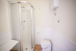 Apartment, 2 Bedrooms | Bathroom shower