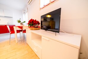 Studio | Television - Monolocale Nanni (Portoferraio)