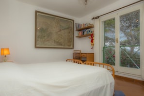 House, 5 Bedrooms