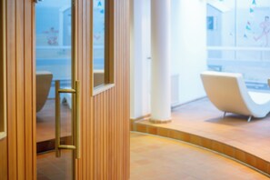 Sauna, steam room