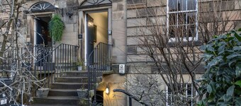 3 Allan Park · The Stirling Townhouse