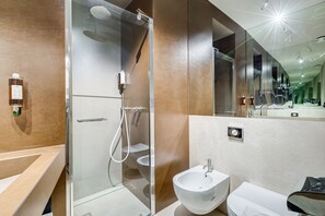Apartment, 1 Schlafzimmer | Badezimmer | Dusche, Regendusche, Haartrockner, Bidet