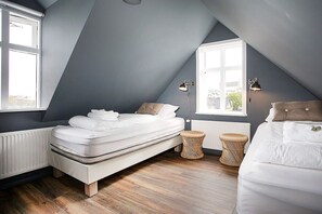 2 dormitorios, tabla de planchar con plancha, wifi y ropa de cama