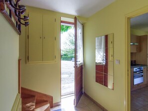 Reception - Cozy Cottage With Fenced Garden in Ayen (Ayen)